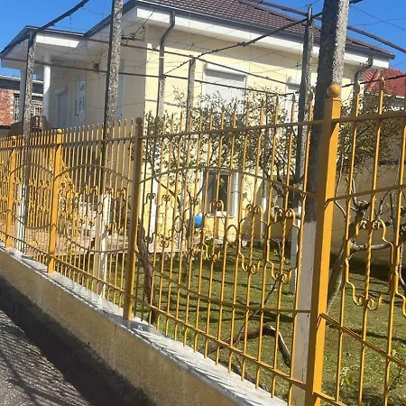Nana House * Shkoder